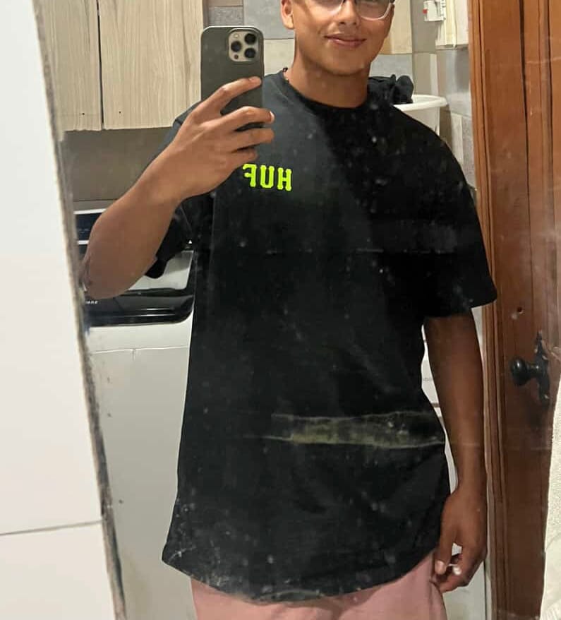 Customer photo review of Polera Huf Set H Black