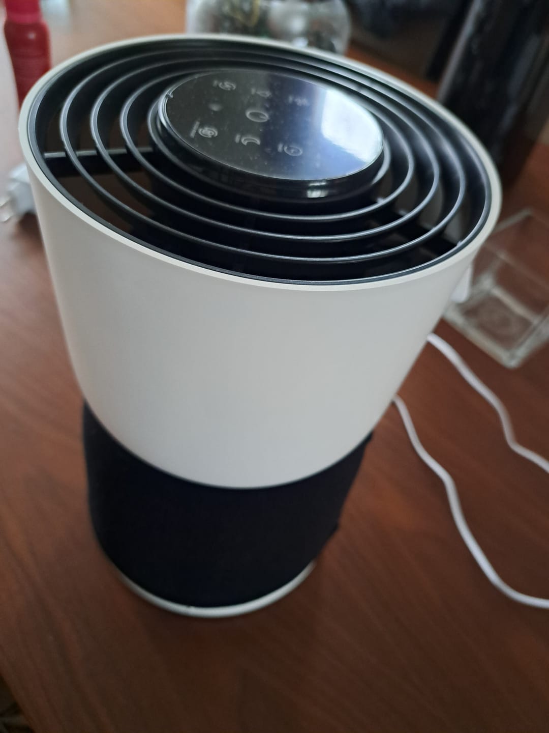 Customer photo review of Luchtreiniger voor mensen met allergieën / H13 HEPA-filter tegen stof, schimmel, pollen, stof en geurtjes / Luchtzuiveraar / Met luchtkwaliteitsindicatielamp