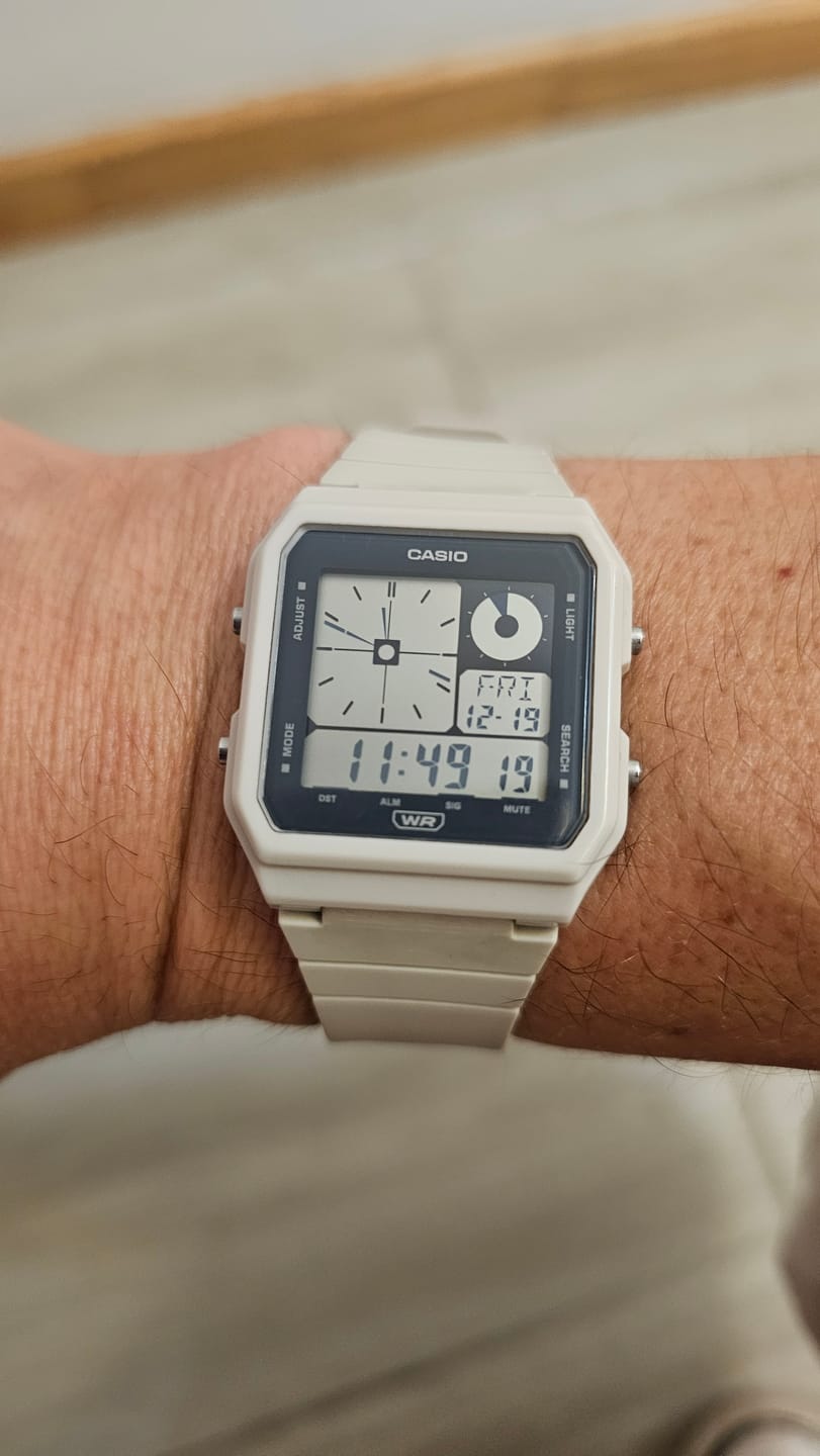 Customer photo review of Reloj Casio Vintage LF-20W-8ADF Twin-Graph Reissue Resina