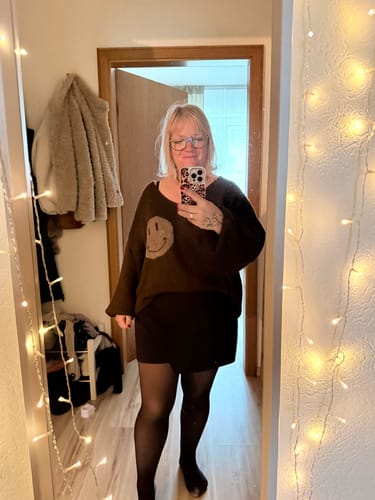 Customer photo review of Pullover Oversize Its All Good