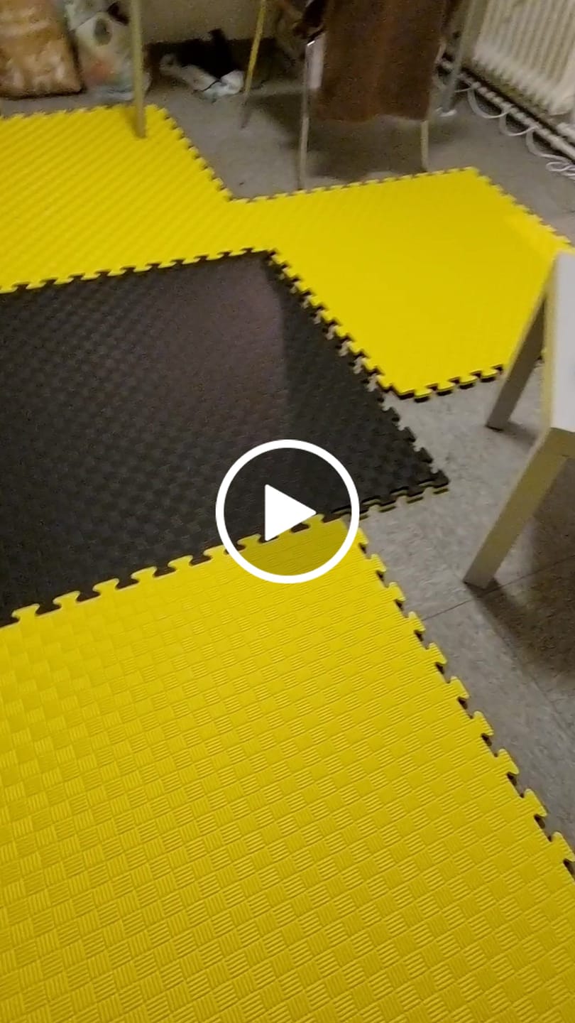 Customer video review of Puzzle Matte | 100cm x 100cm | Just-Mats