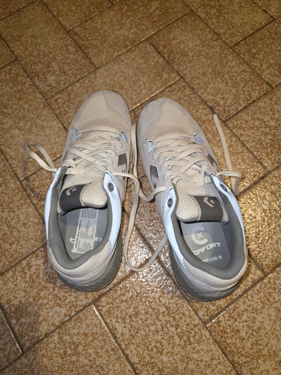 Customer photo review of Zapatillas Converse Wave Trainer Gris Blanco