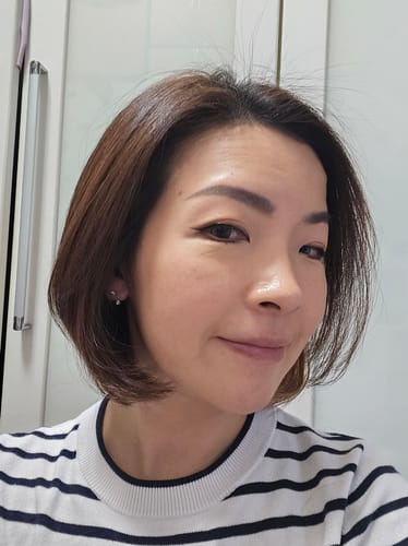 Customer photo review of OUTGLOW - Radiance Tri-Factor™ Jelly