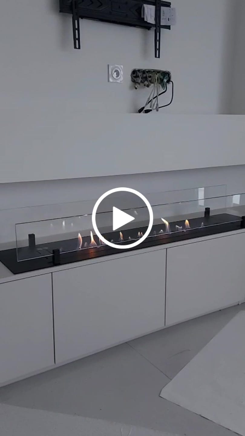 Customer video review of Bioethanol Einbaubrenner - WAVE mit Glas 150cm