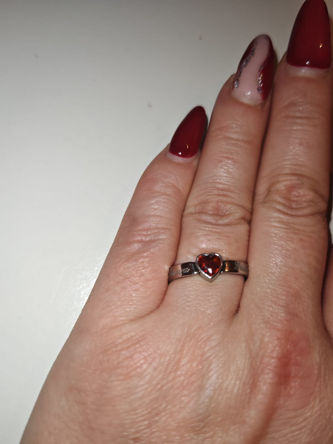 Customer photo review of Bague Cœur Personnalisée à Deux Prénoms