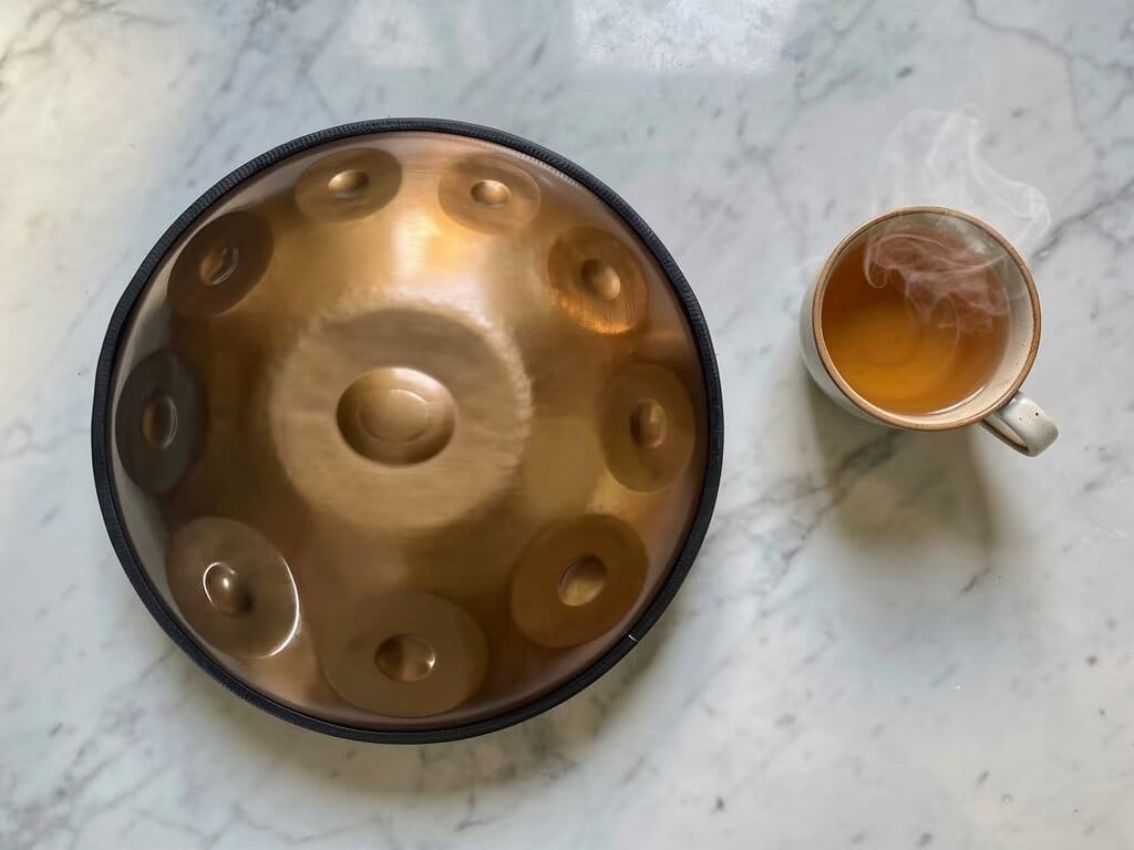 Customer photo review of Cosmos Handpan - Exquisite 10 Notes in D Minor - Golden Elegance Gift Set