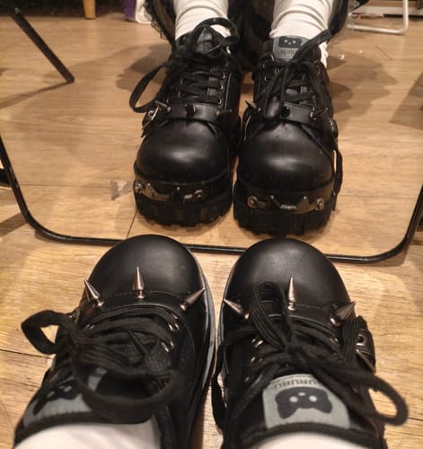 Customer photo review of Original Punk Y2k Sneakers