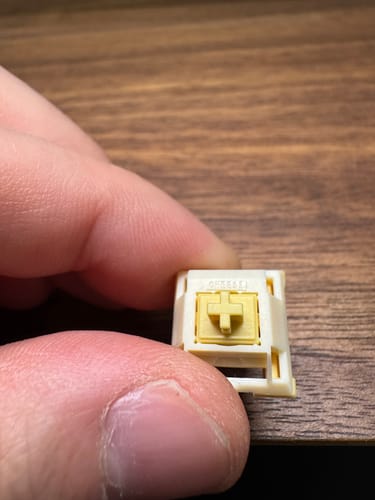 Customer photo review of KEYGEEK CHEESE V2 LINEAR SWITCH FACTORY LUBED EDITION (10PCS)