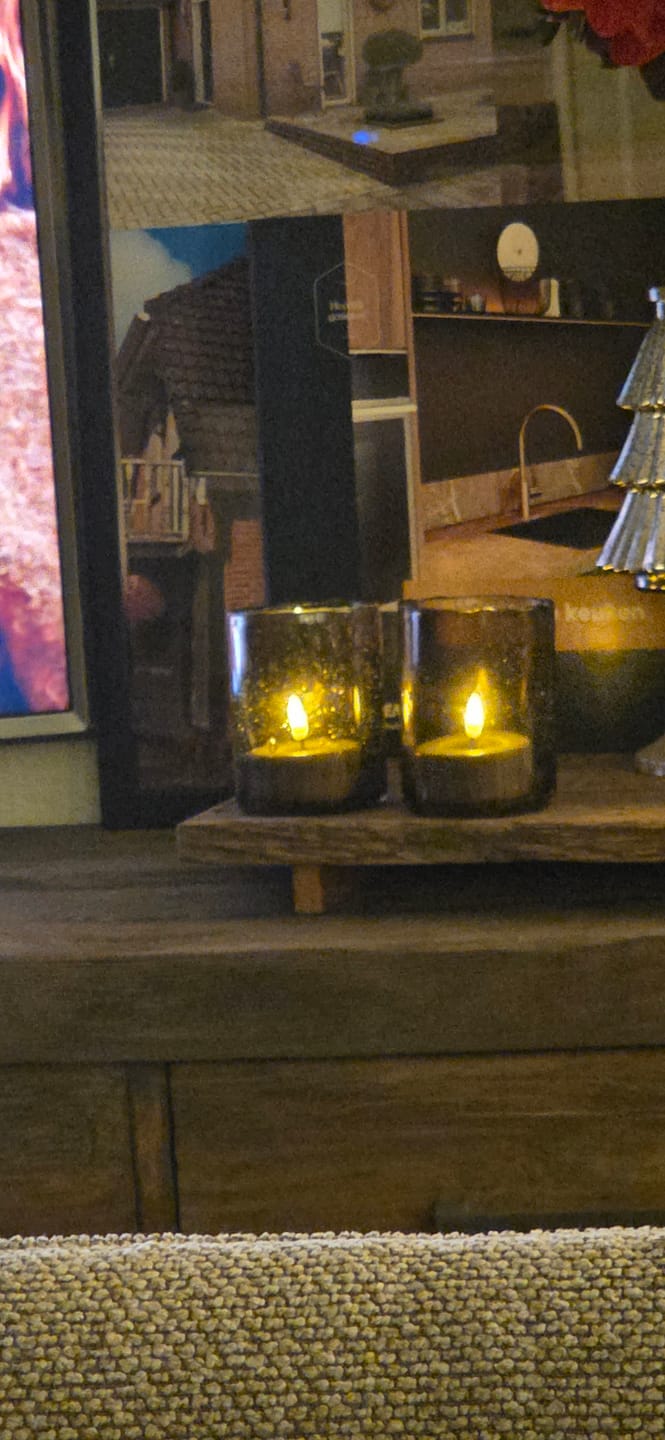Customer photo review of LED Jumbo Fyrfadslys 2 stk. (Store) Sand