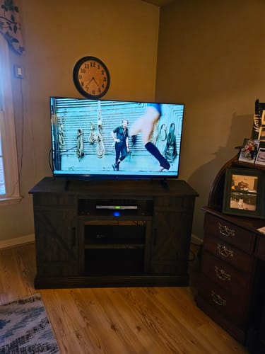 Customer photo review of Veropeso 47" Barn Door Farmhouse Fireplace TV Stand