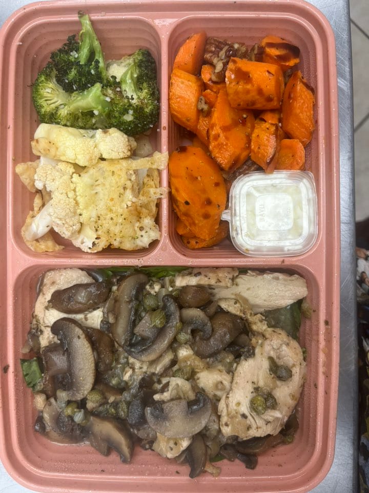 Customer photo review of EXCLUSIVE 5 + (1 FREE) MEAL PLAN