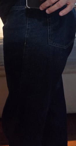 Fabiola F. review of Calça Jeans Reta Araçá Azul Escuro image 1 out of 1