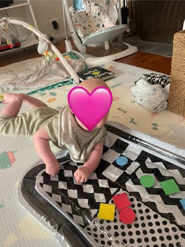 Customer photo review of High Contrast Sensory Water Mat