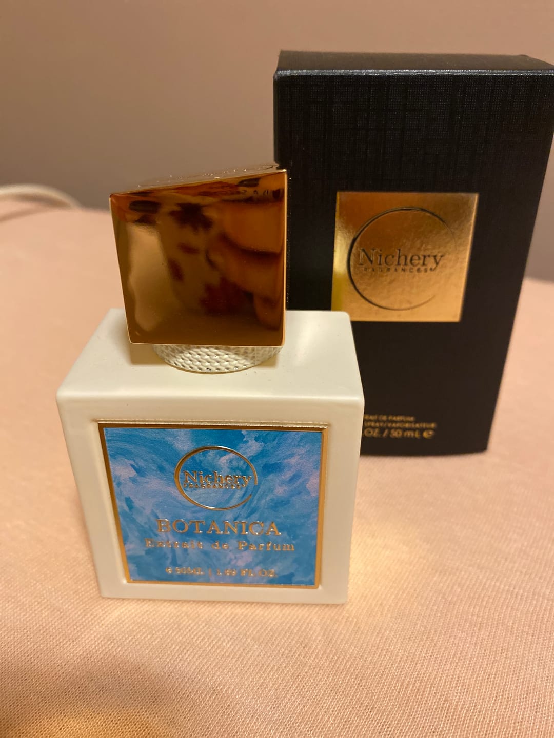 Customer photo review of Nichery Botanica Extrait de Parfum - Unisex 50ml