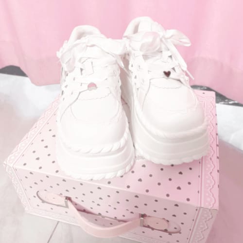 Customer photo review of Cute and versatile platform shoes for homebodies