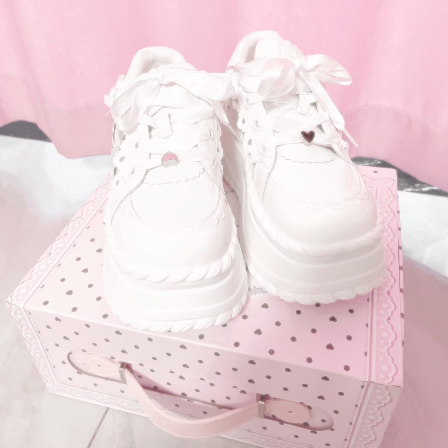 Customer photo review of Cute and versatile platform shoes for homebodies