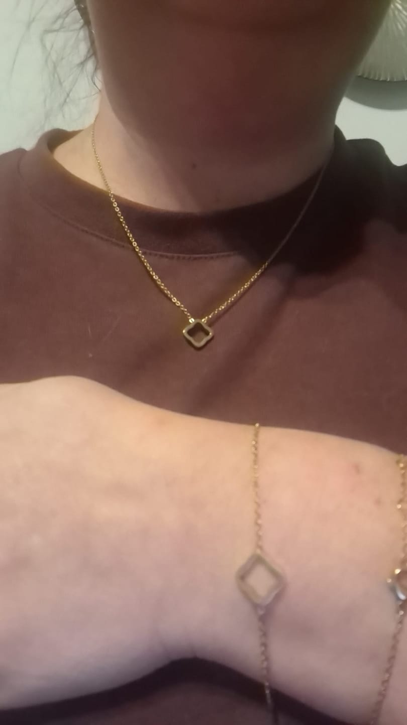 Customer photo review of Fiona Bracelet