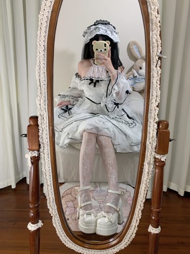Customer photo review of chunky lolita high heels