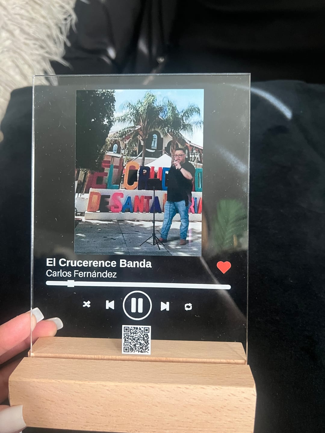 Customer photo review of Custom Spotify Music Plaque with Your Photo