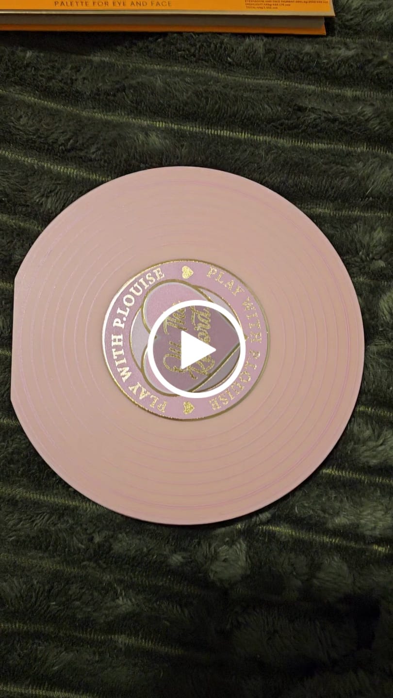 Customer video review of P. Louise Off The Record Eyeliner Palette
