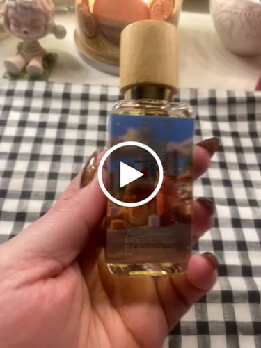 Customer video review of Miami Strawberry & White Milk Dream