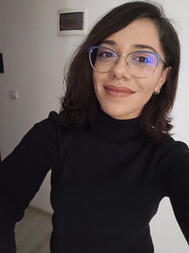 Iasmina T. review of BB Cream SPF30 image 1 out of 1