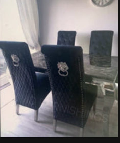 Customer photo review of Vienna Marble Top Dining Set With Lucy Lion Knocker Velvet Chairs