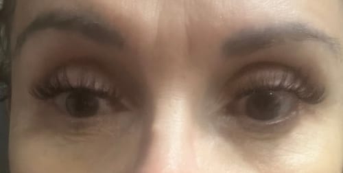 Customer photo review of Flora Lash Kit
