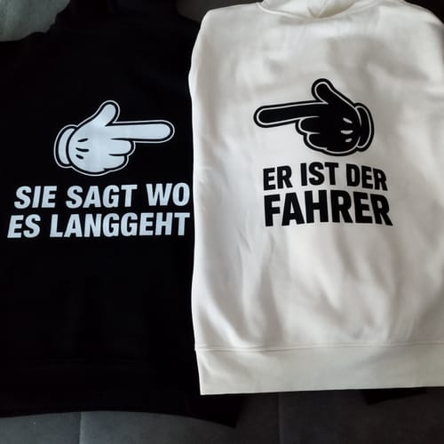Customer photo review of Er ist der Fahrer - Rückendruck | Premium Hoodie