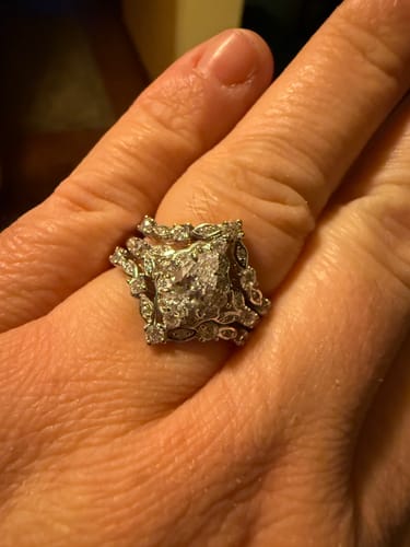 Customer photo review of Halo Art Deco Chevron V Shaped CZ Ring Set in Sterling Silver