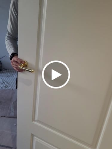 Customer video review of Manilla roseta redonda en Aluminio R-410 dorado