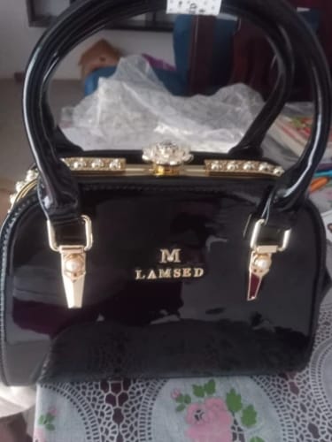 Customer photo review of Fashionable Versatile Ladies Handbag Single Shoulder Crossbody Bag for Middle-Aged Women Trendy Handbag Stylish Satchel