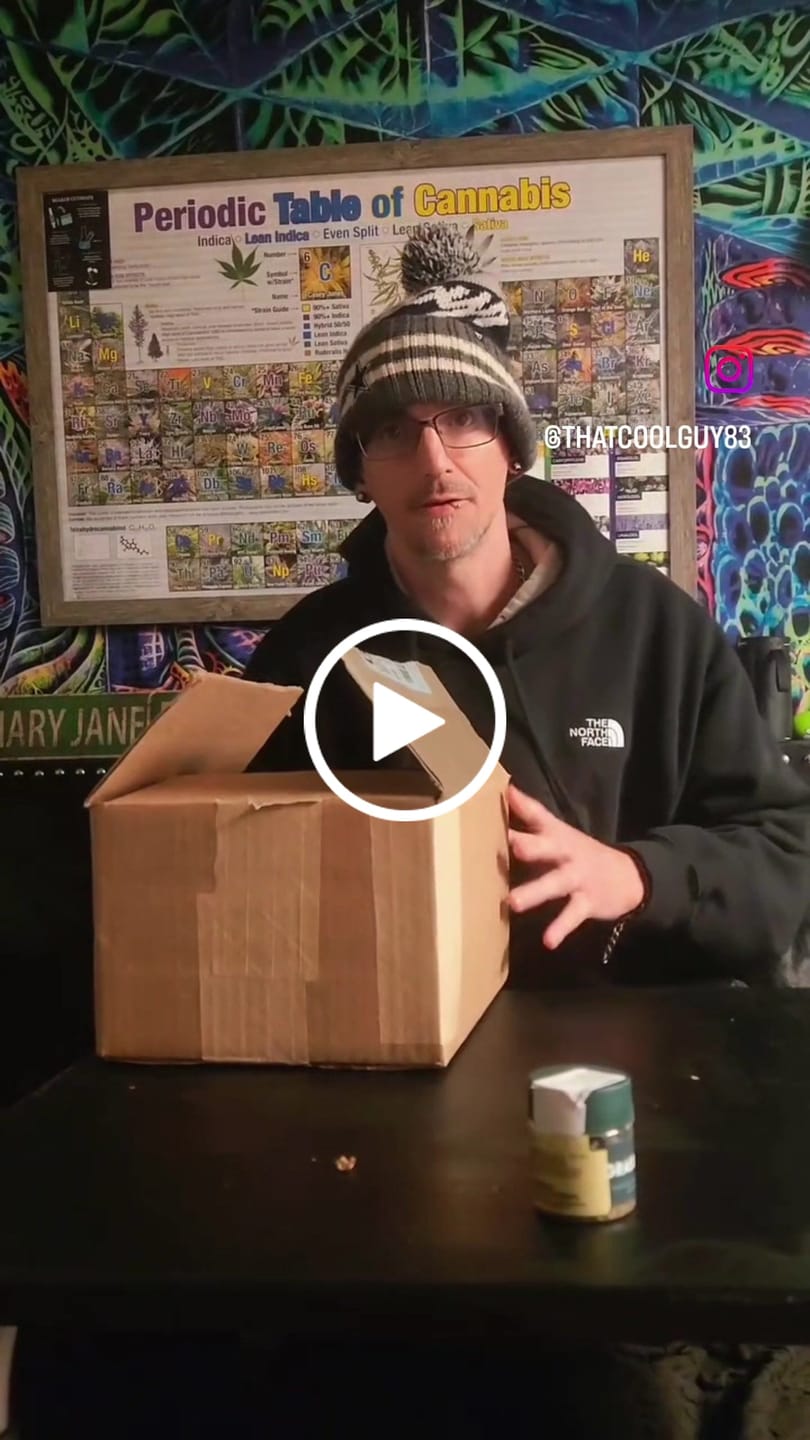 Customer video review of Piston Gravity Bong