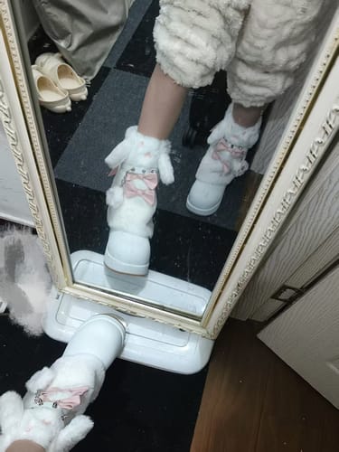 Customer photo review of Rabbit Ear Fur Women's Boots