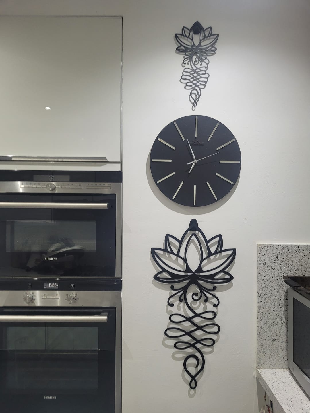 Customer photo review of Lotus’un Yolculuğu Metal Duvar Dekoru
