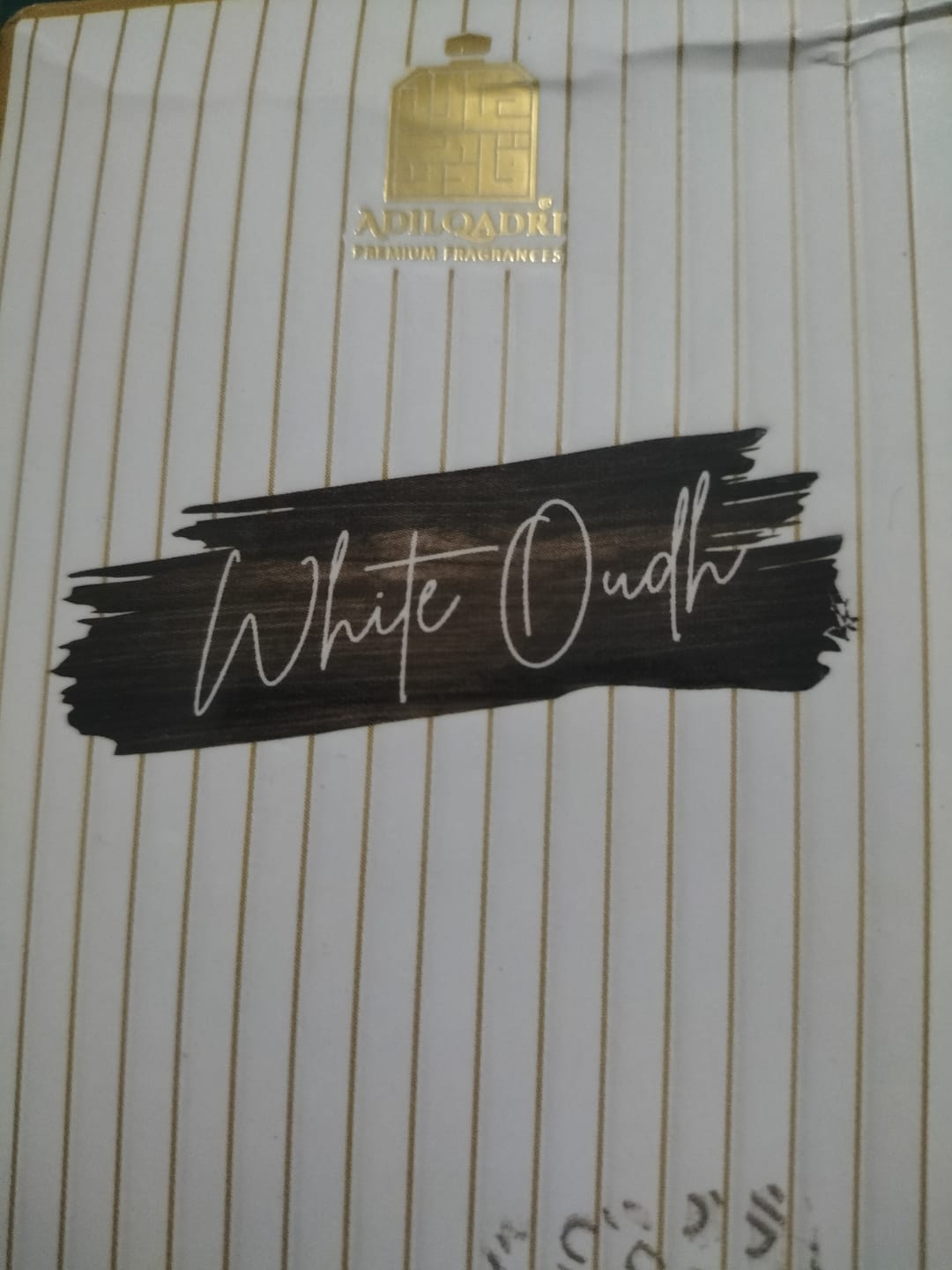 Customer photo review of White Oudh Luxury Attar Perfume