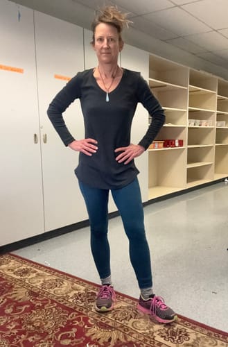 Reviewer from the front, showing the full-length fit of the Majolica Blue Piper Pocket Leggings.