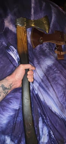 Customer photo review of "The Earl" Axe