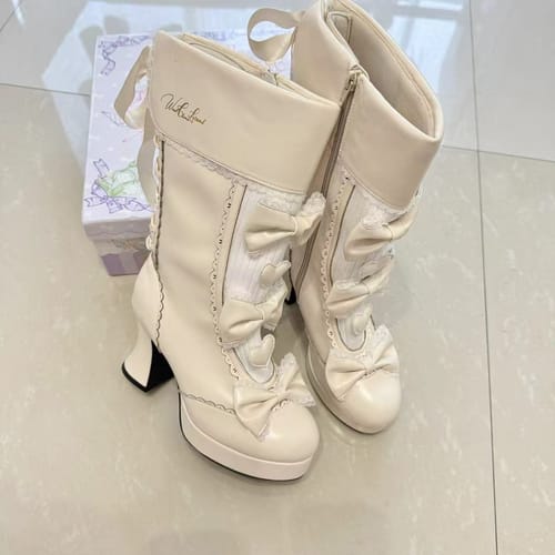 Customer photo review of Elegant high heels for women