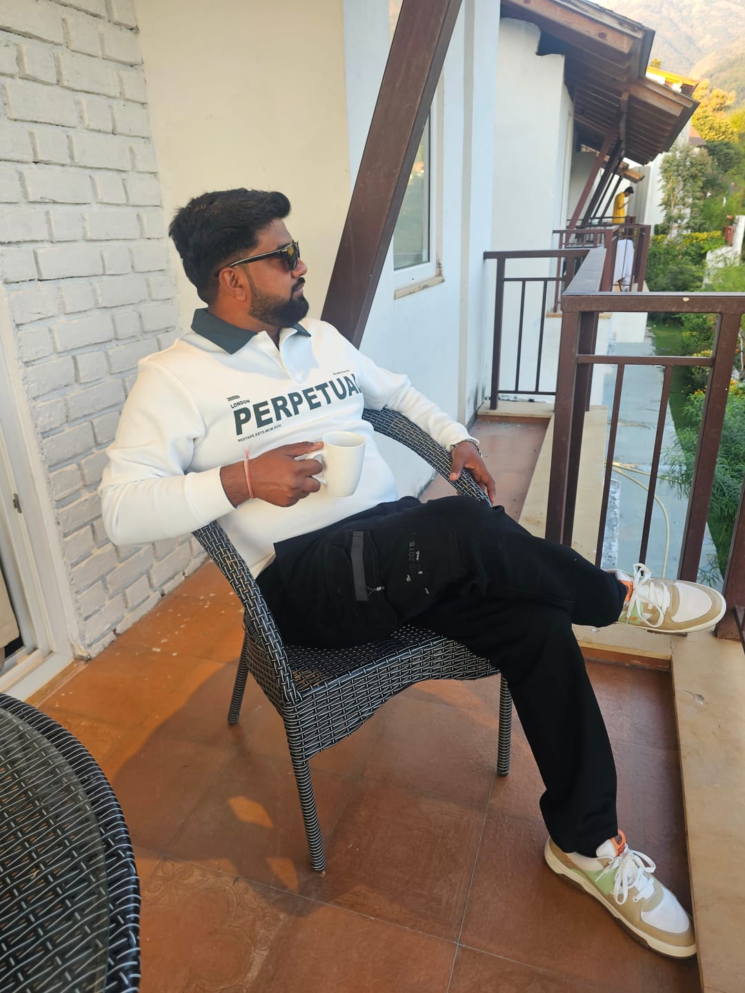 Customer photo review of Bacca Bucci Groove Low Top Sneakers