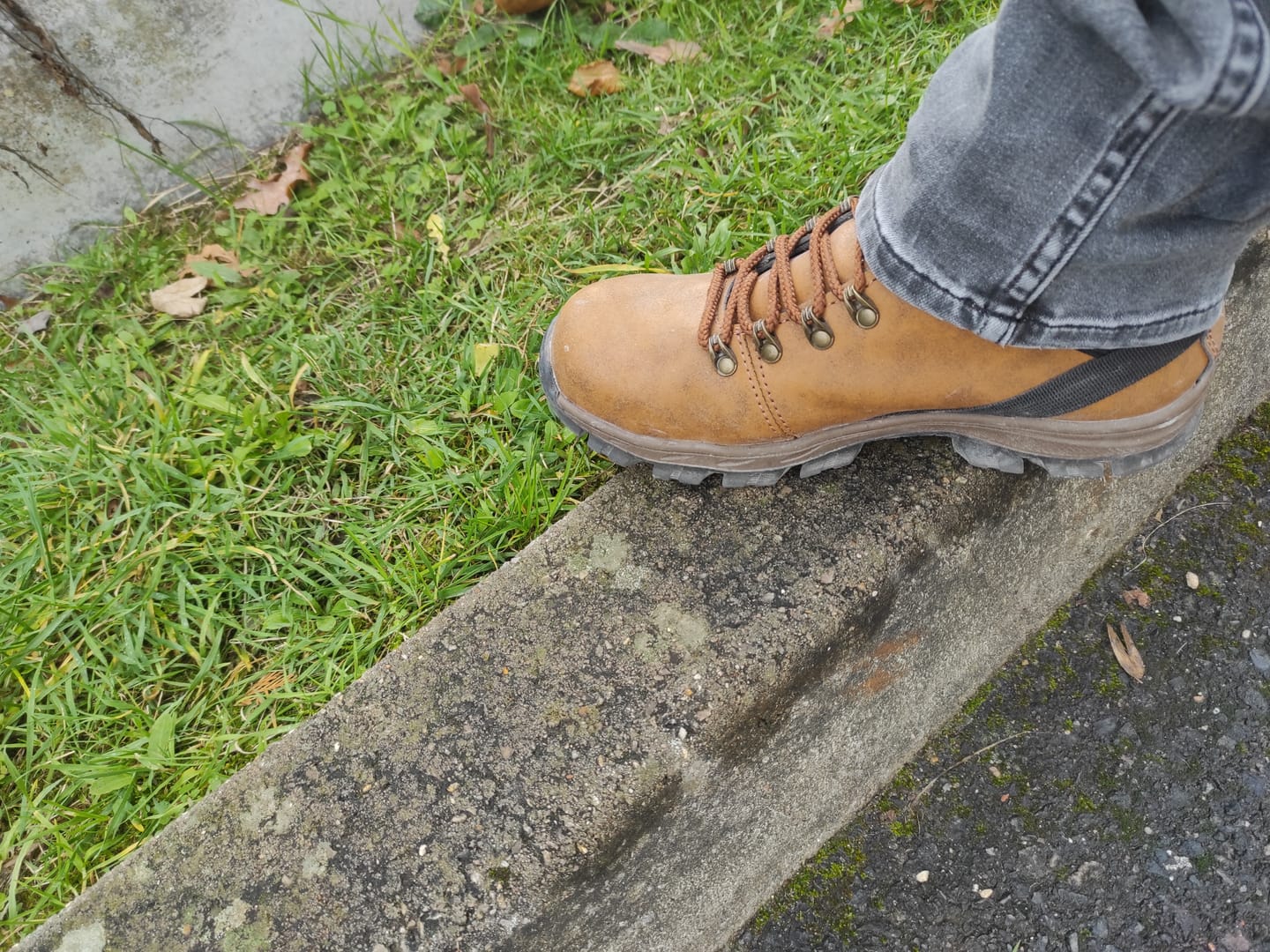 Customer photo review of Bull Lockfeet®