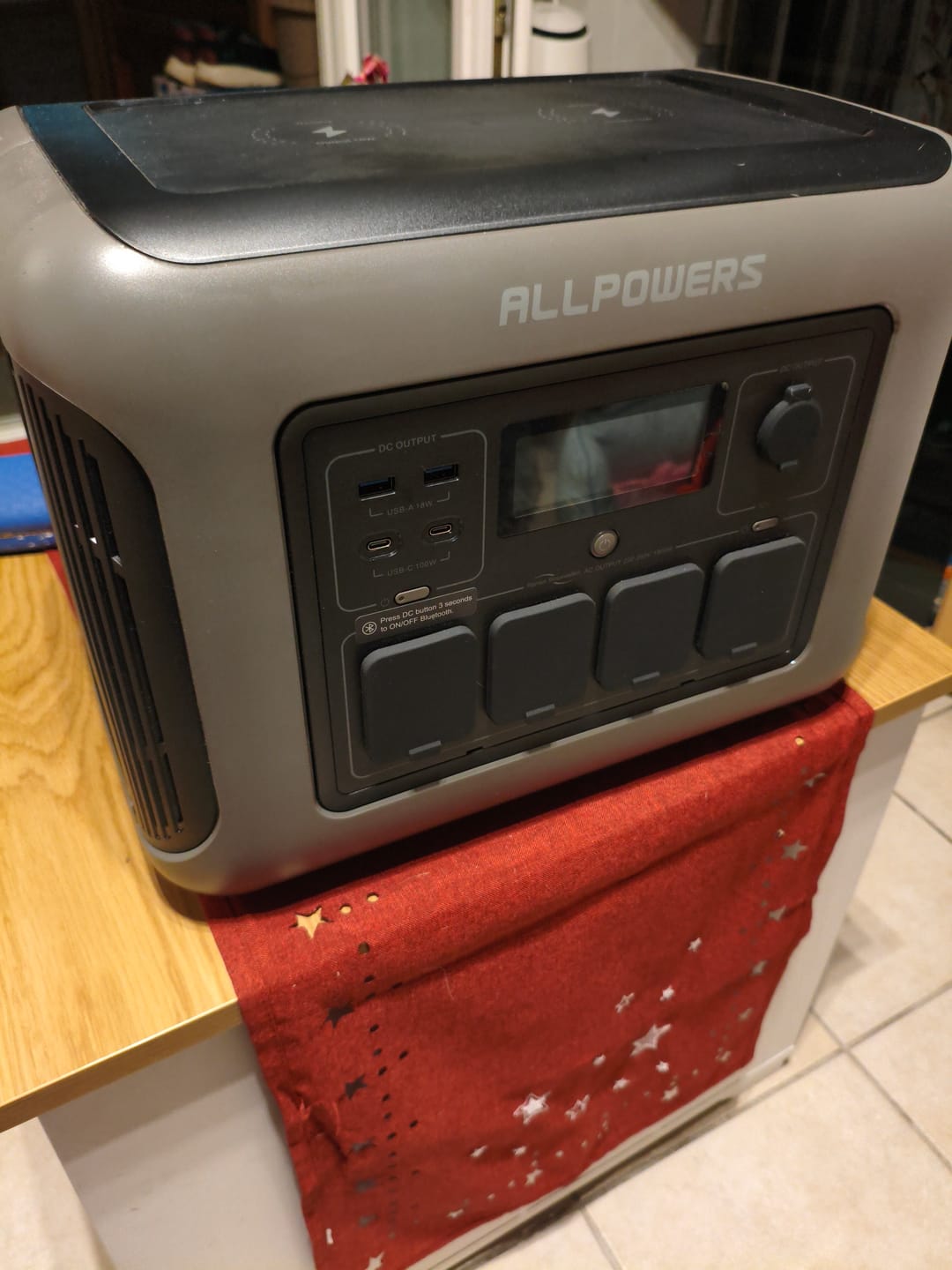 Customer photo review of ALLPOWERS 1800W Générateur Solaire R1500 avec PV200W