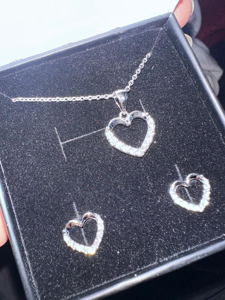 Customer photo review of Chelsea 18k White Gold Plated Silver Heart Necklace and Earring Set with Swarovski Crystals