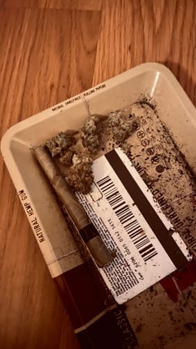 Customer photo review of Maui Wowie - 28 Grams Littles - Sativa