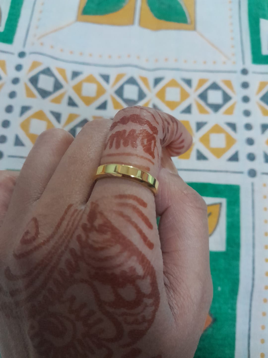 Customer photo review of Sleek Edge Golden Band Ring