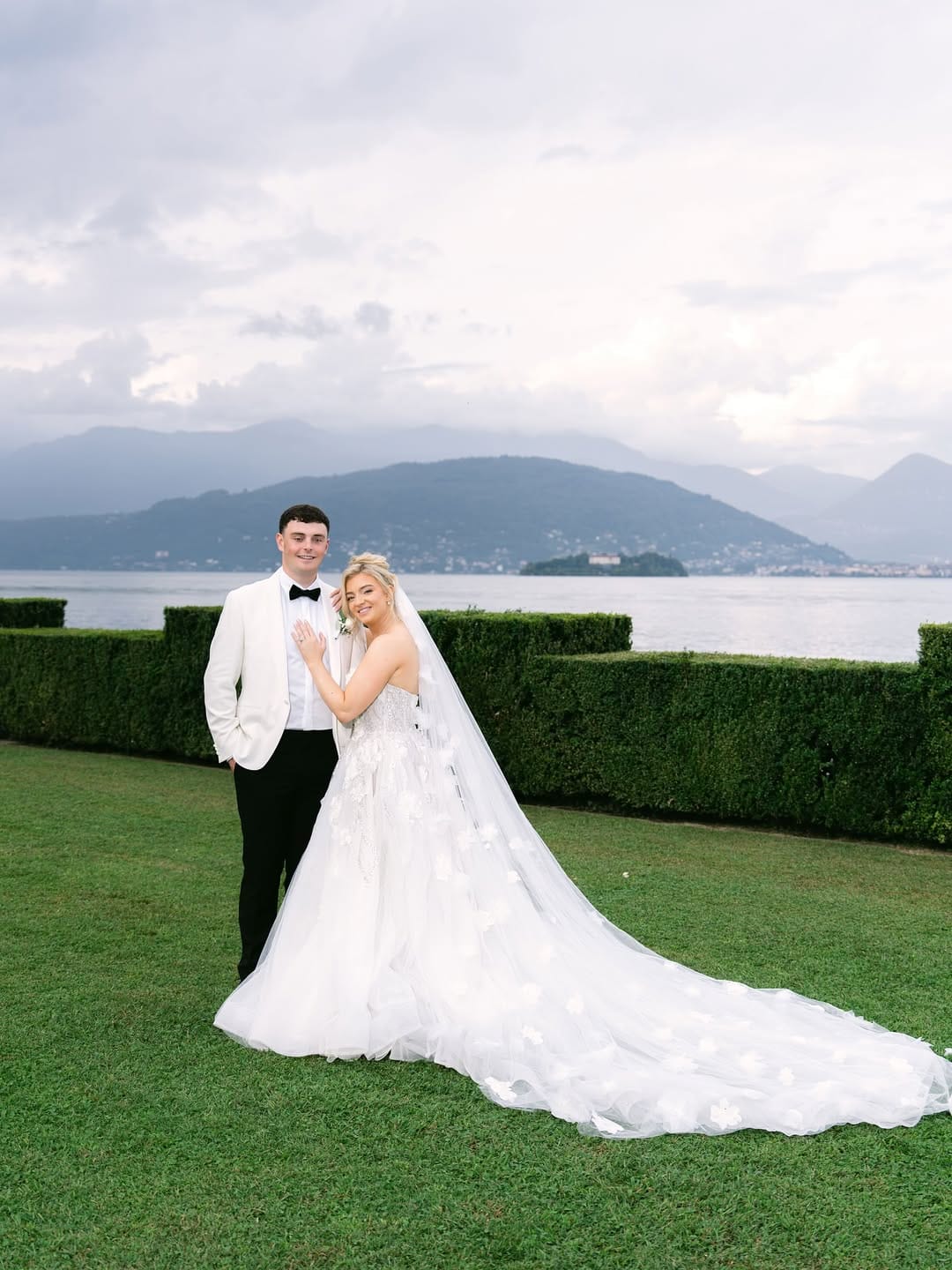 Customer photo review of VEIL - HOLLIE