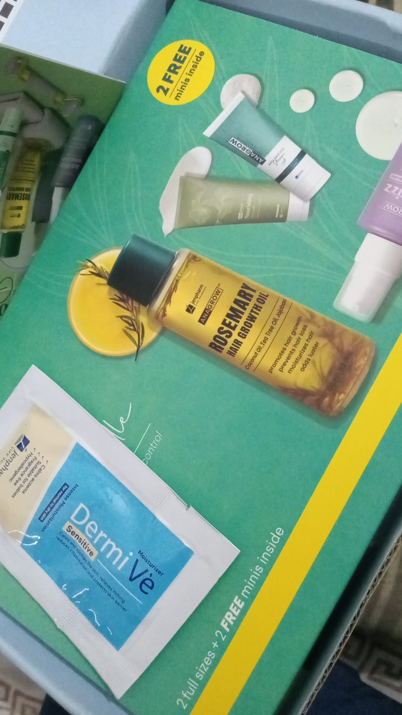 Customer photo review of 32 Day Hair Growth Challenge Bundle
