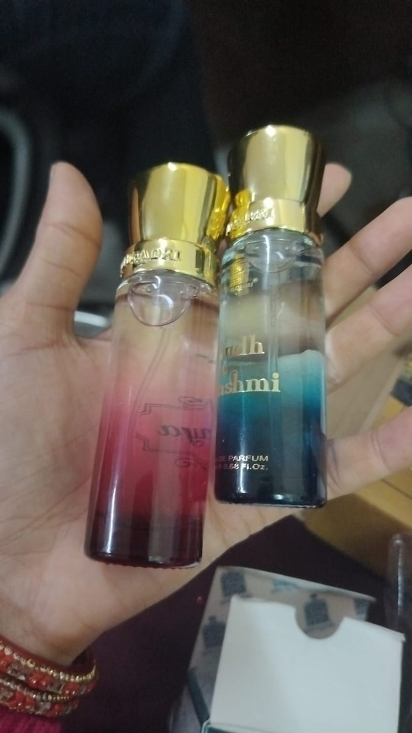 Customer photo review of White Oudh Perfume Spray 20ml