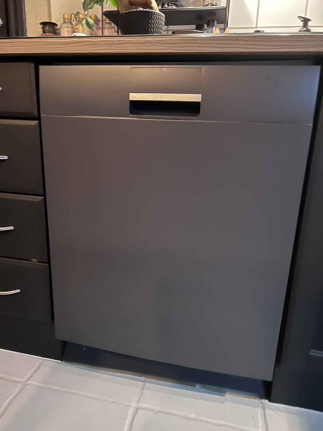 Customer photo review of Uni matt antrasitt varm grå kontaktplast