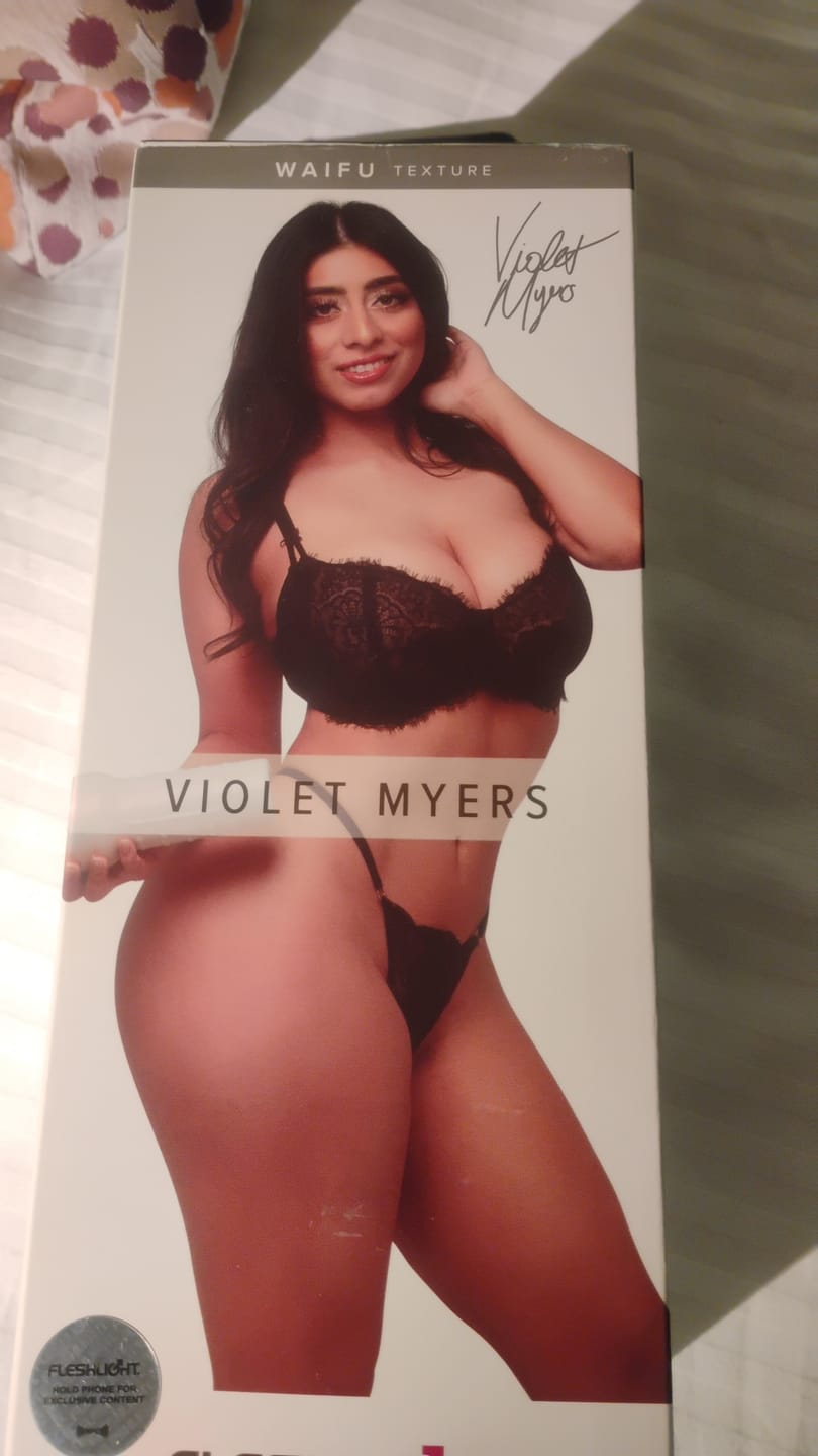 Customer photo review of Violet Myers Fleshlight